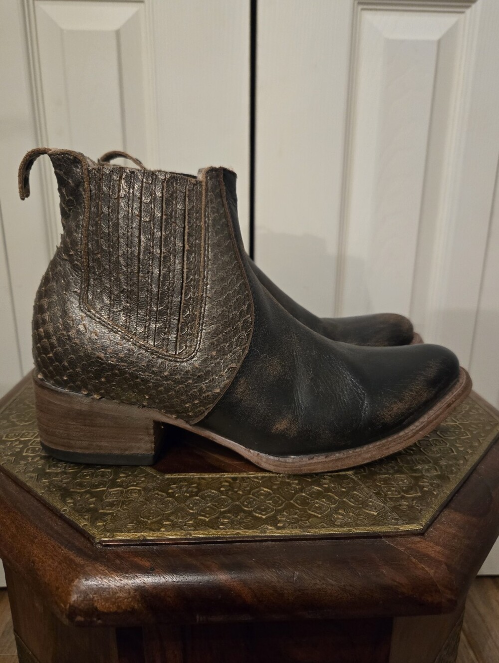Freebird Salamanca Boots Size 9